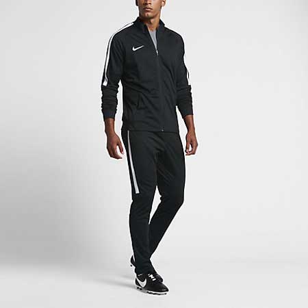 nuova collezione tute nike